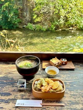 Savor Riverside Soba at Sammikouan in Kyoto 🍜