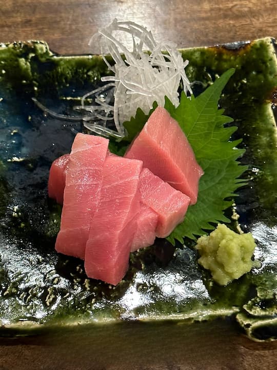 Sashimi at Usuya, an unagi restaurant in Kyoto: High-quality selection at great prices