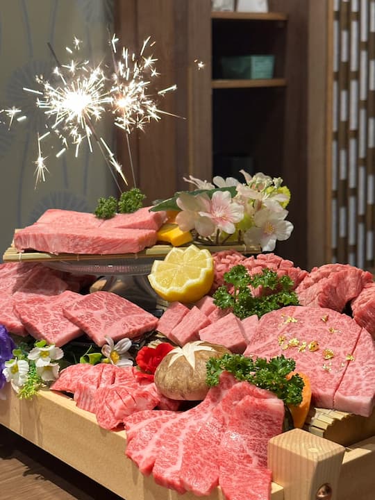 A5 wagyu set meal provided by Japanese BBQ restaurant at the foot of Mount Fuji: Yakiniku Seizaemon Fuji-Q Highland Station