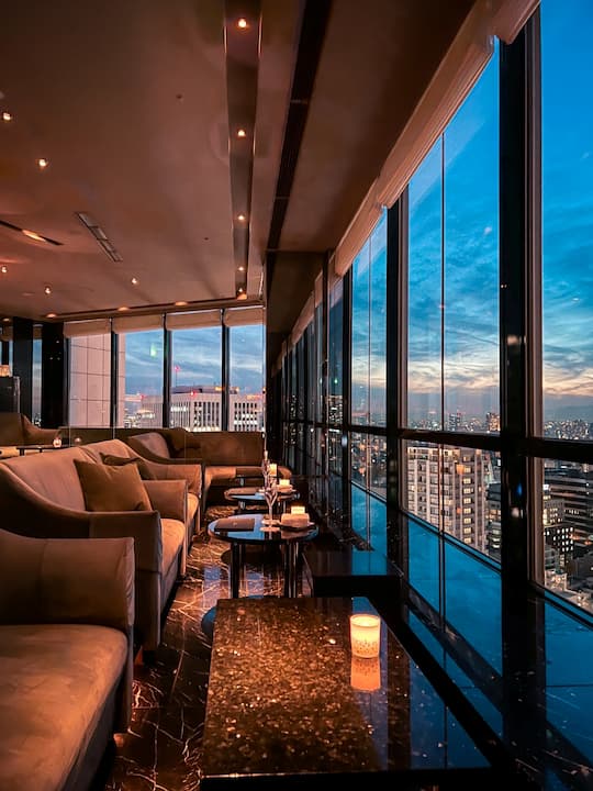 Tokyo Tower's Panoramic Sky Bar