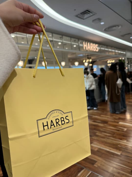 Osaka coffee, dessert recommendations, Harbs (ハーブス 心斎橋パルコ店)