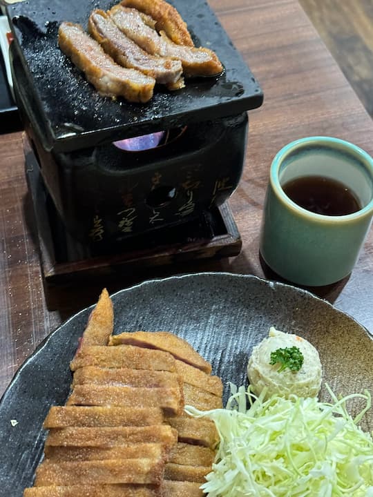 Osaka restaurants main dish recommendations, Gyukatsu Motomura (牛かつもと村)